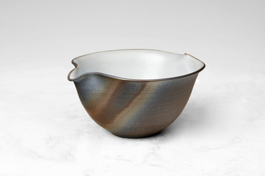 bol à bec verseur d'artisan de Shigaraki