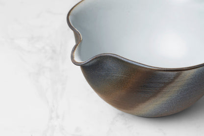 bol à bec verseur d'artisan de Shigaraki